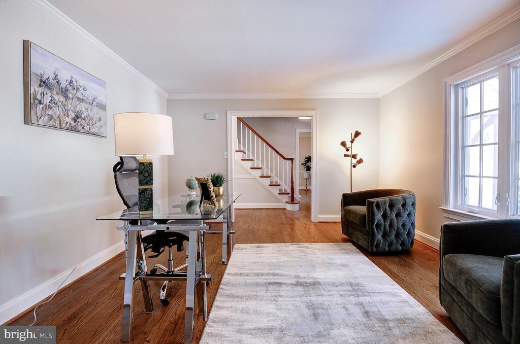 8017 ILIFF DRIVE
