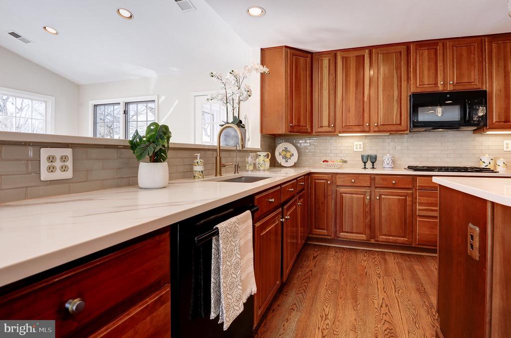 8017 ILIFF DRIVE