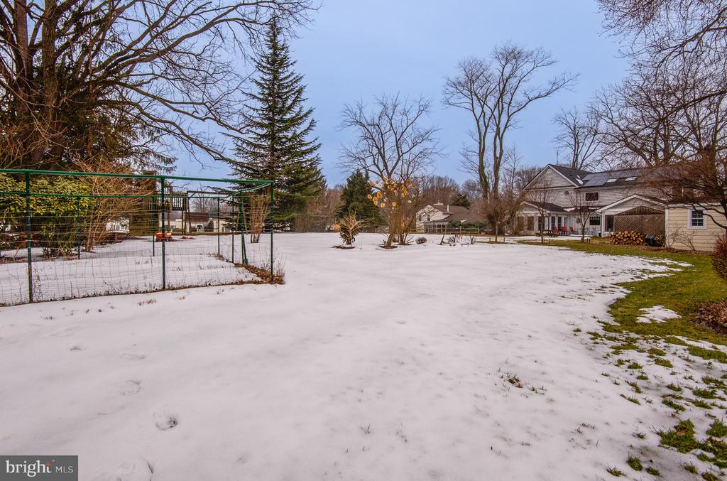 8017 ILIFF DRIVE