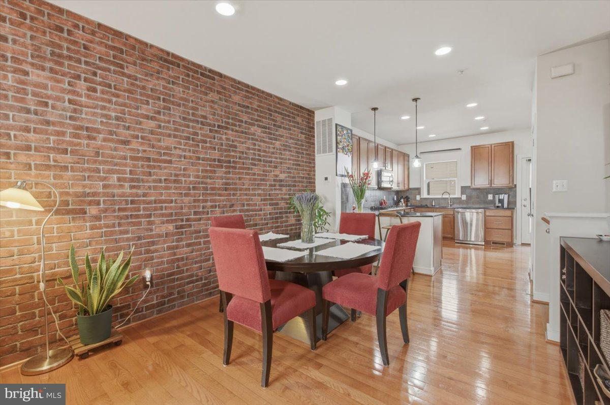 12183 WAVELAND STREET