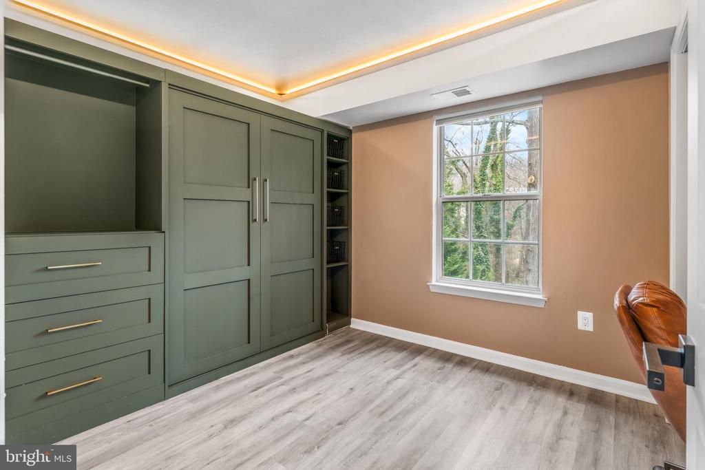 8608 SHADWELL DRIVE 45