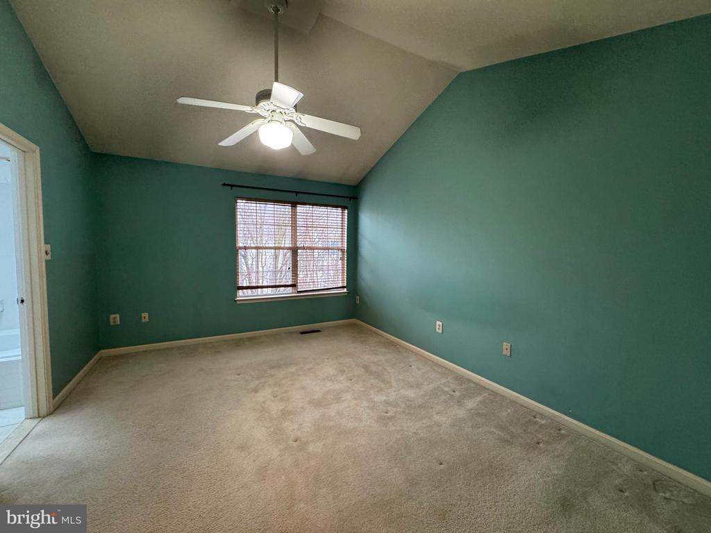 2506 CLOVER FIELD CIRCLE