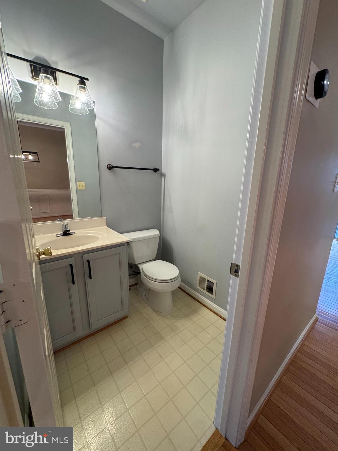 2506 CLOVER FIELD CIRCLE