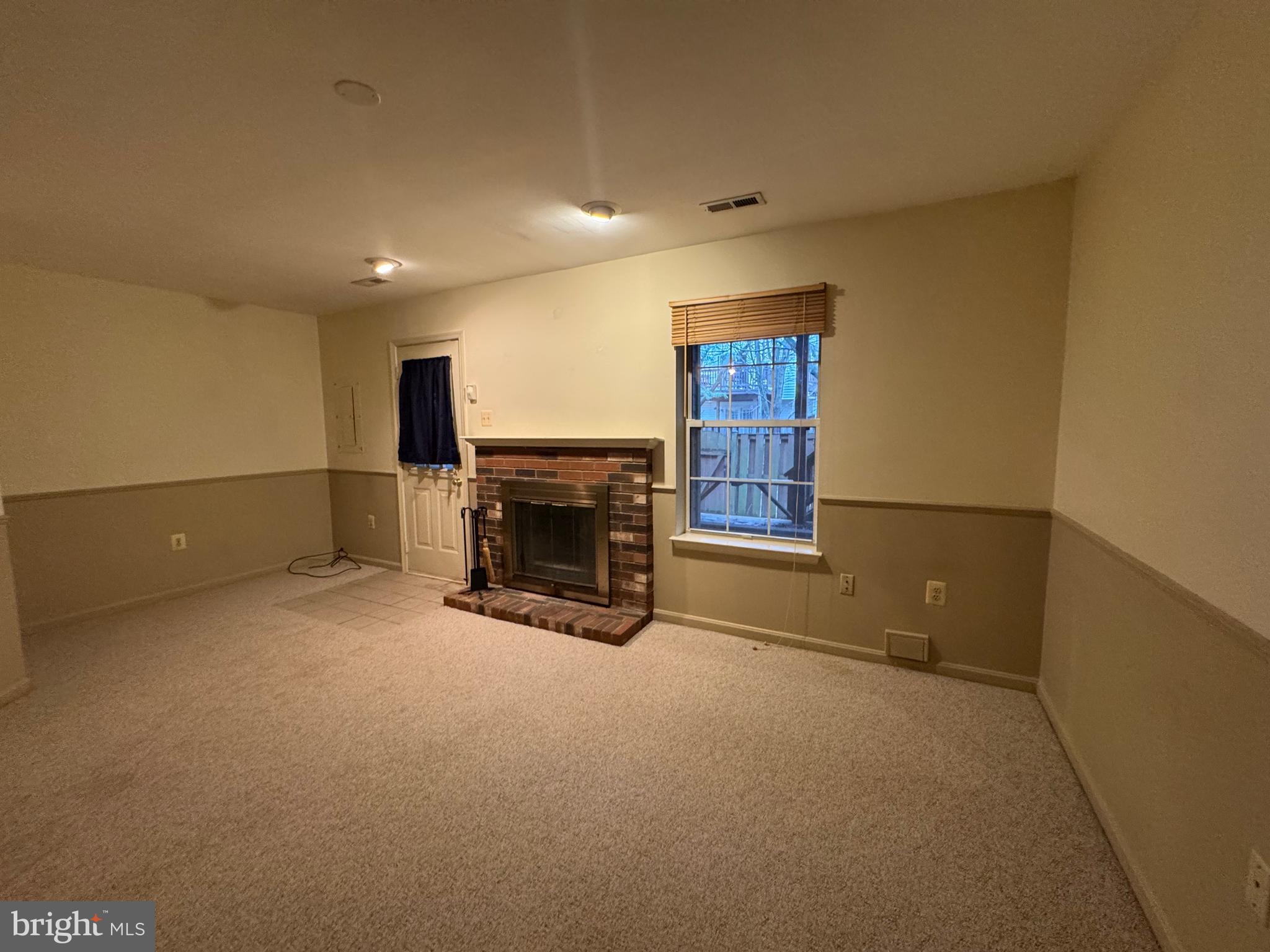 2506 CLOVER FIELD CIRCLE