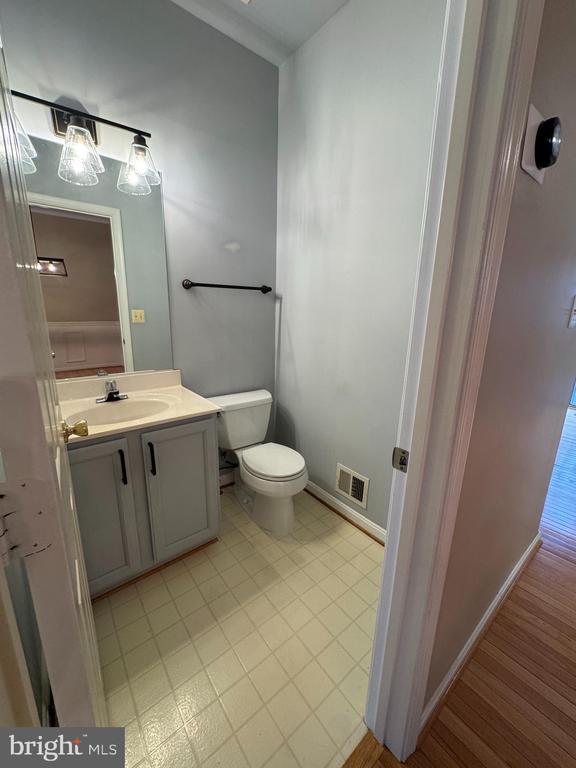 2506 CLOVER FIELD CIRCLE