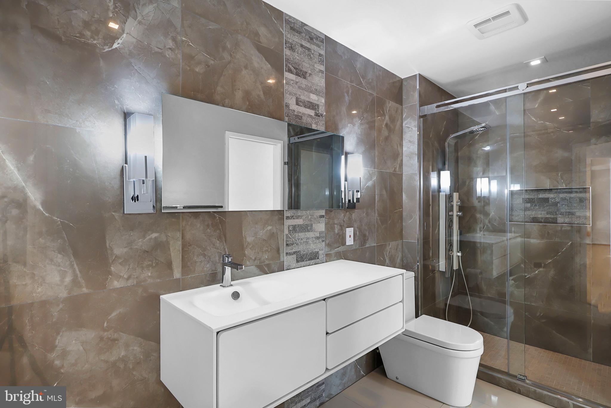 1460 WATERFRONT ROAD