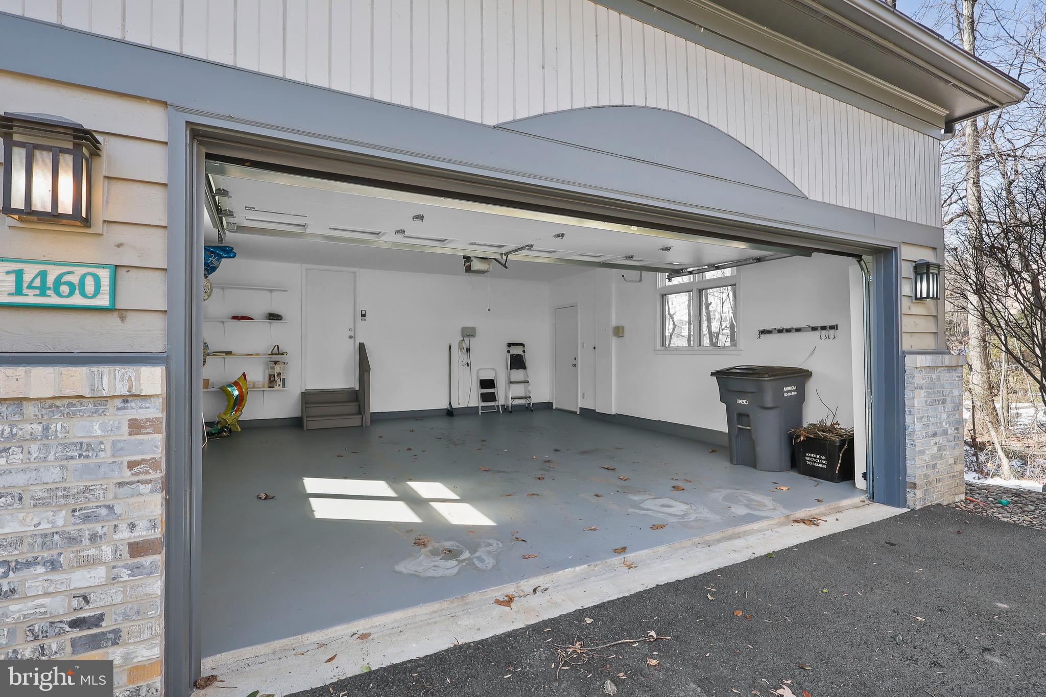 1460 WATERFRONT ROAD