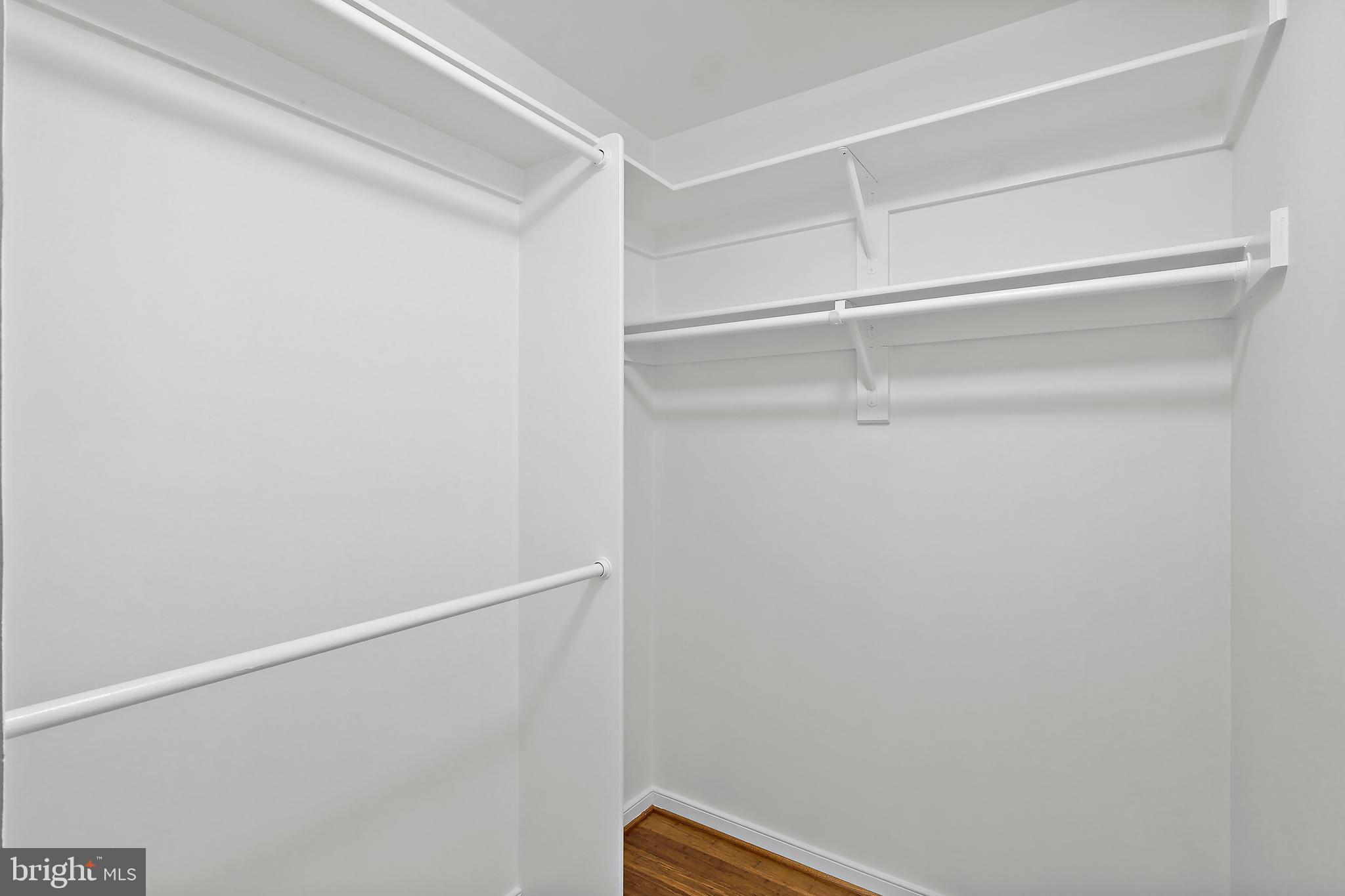 1460 WATERFRONT ROAD