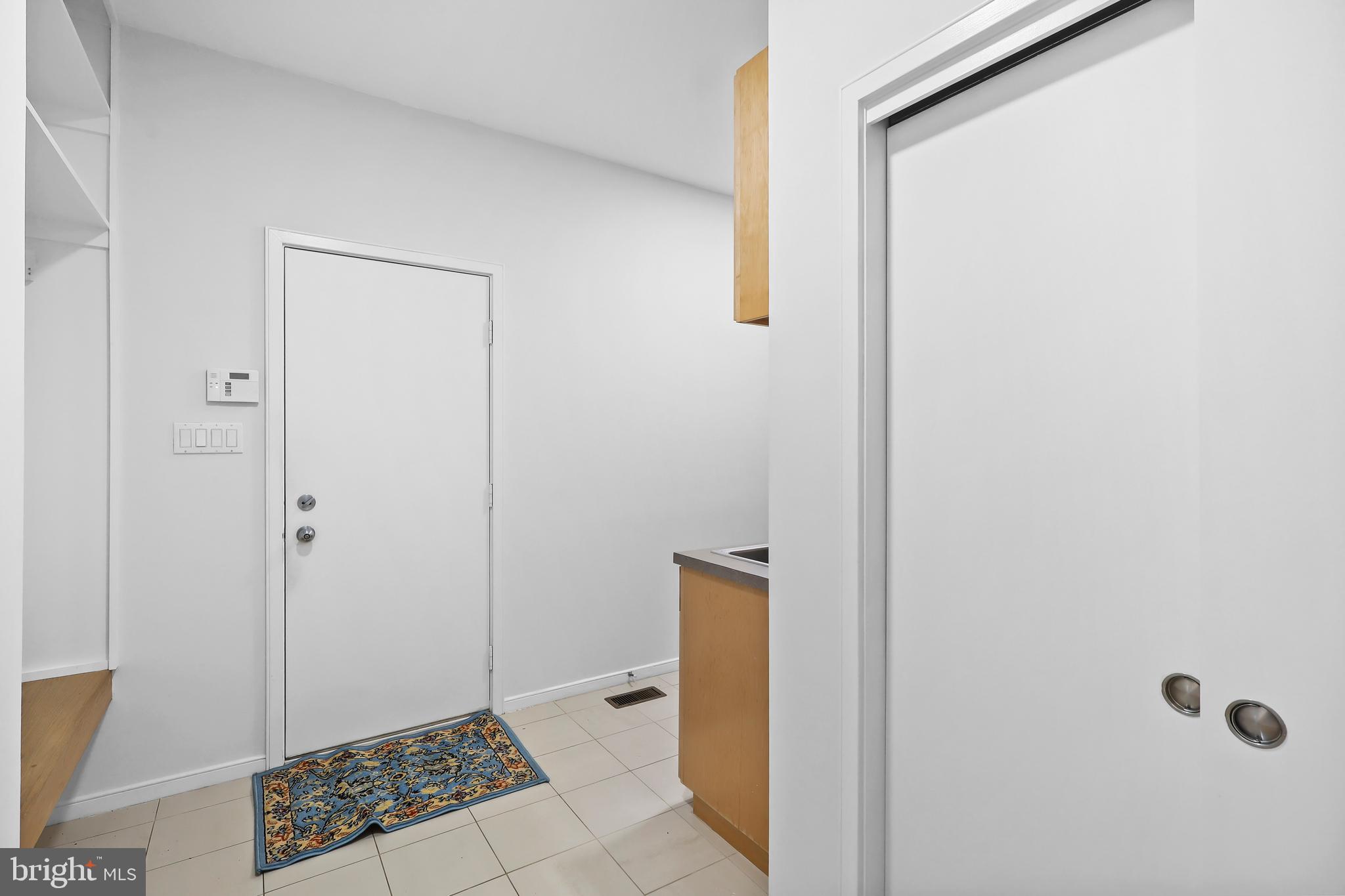 1460 WATERFRONT ROAD