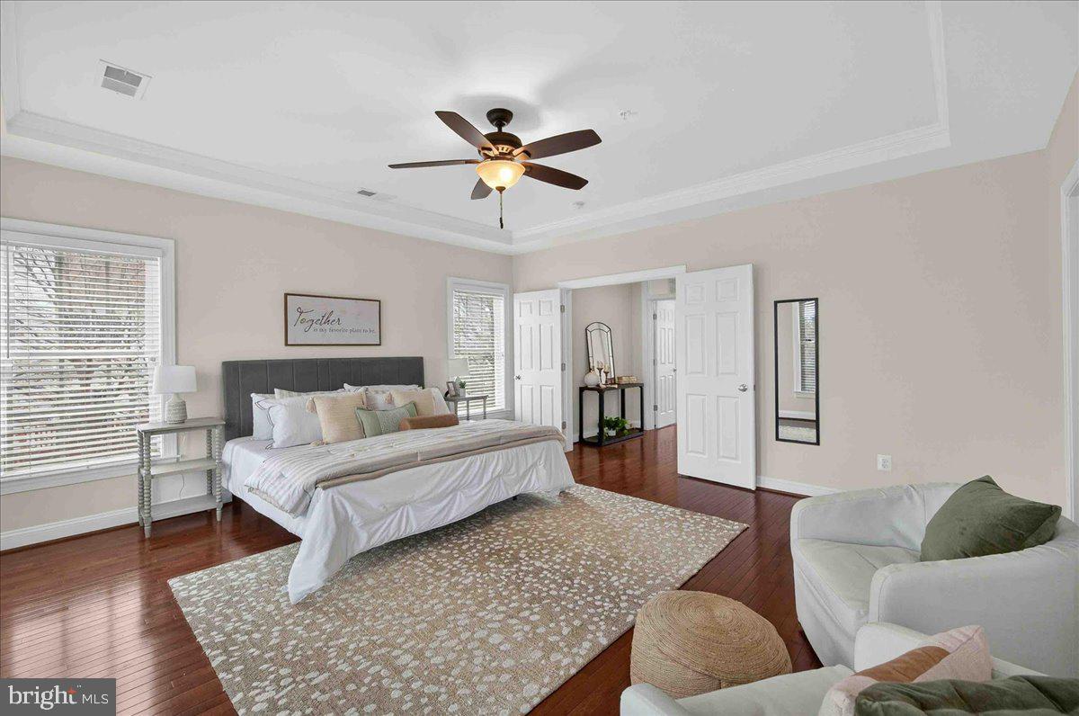 2081 HUTCHISON GROVE COURT