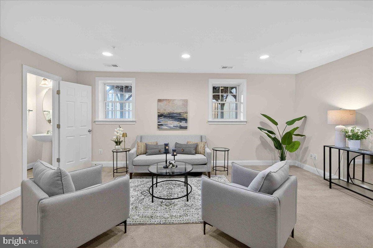 2081 HUTCHISON GROVE COURT