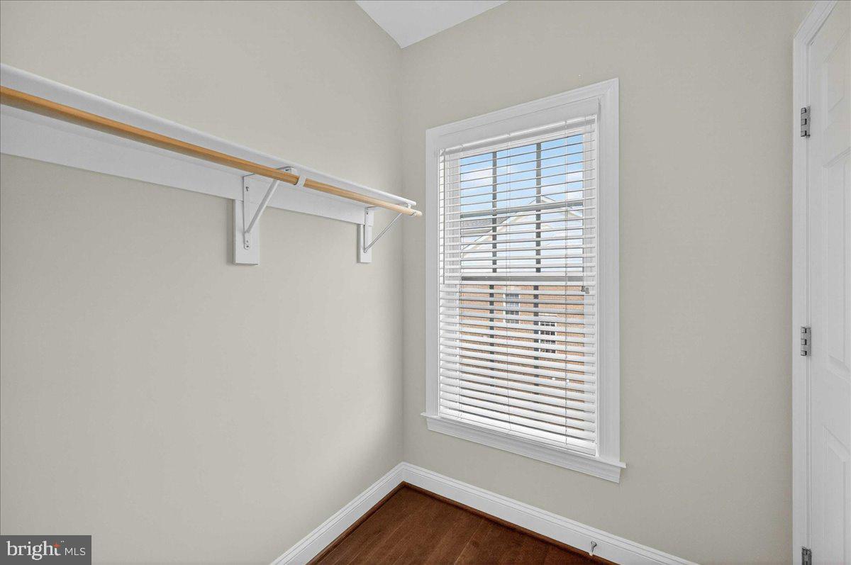 2081 HUTCHISON GROVE COURT