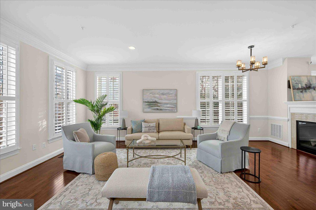 2081 HUTCHISON GROVE COURT