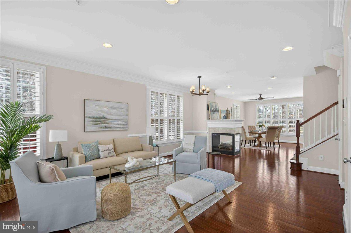 2081 HUTCHISON GROVE COURT