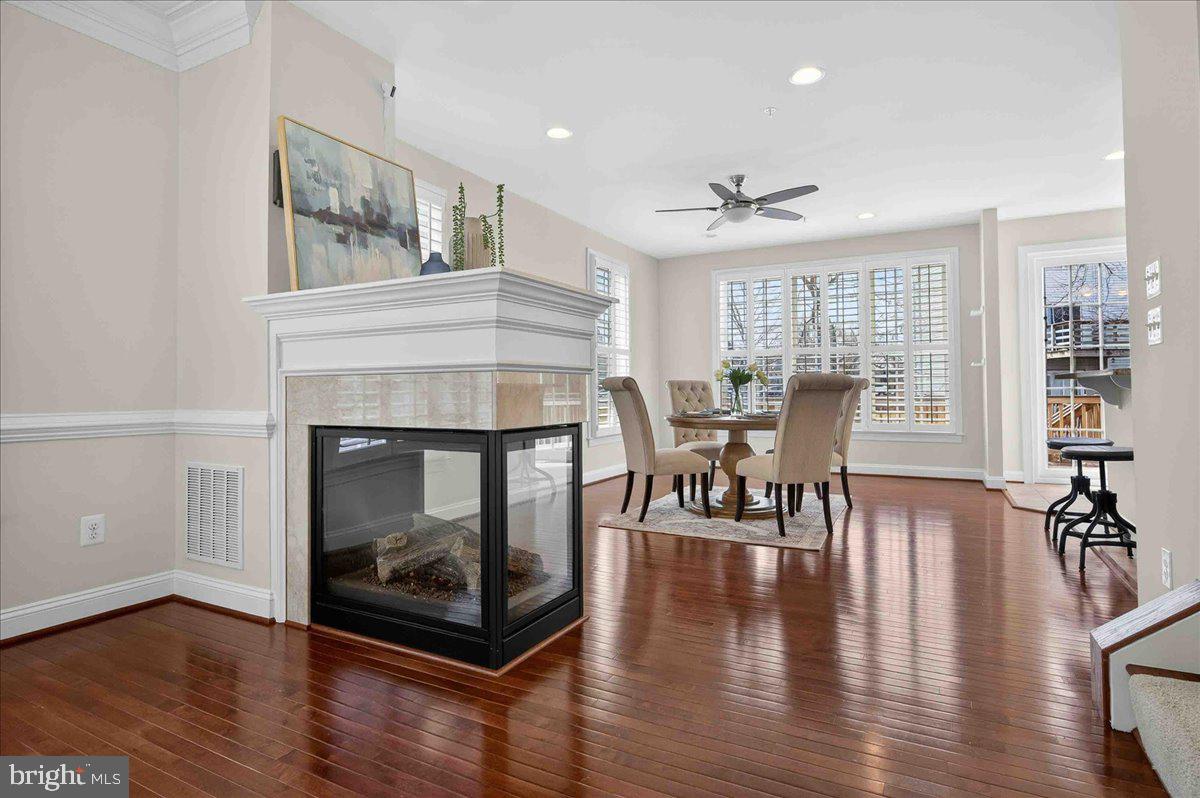 2081 HUTCHISON GROVE COURT