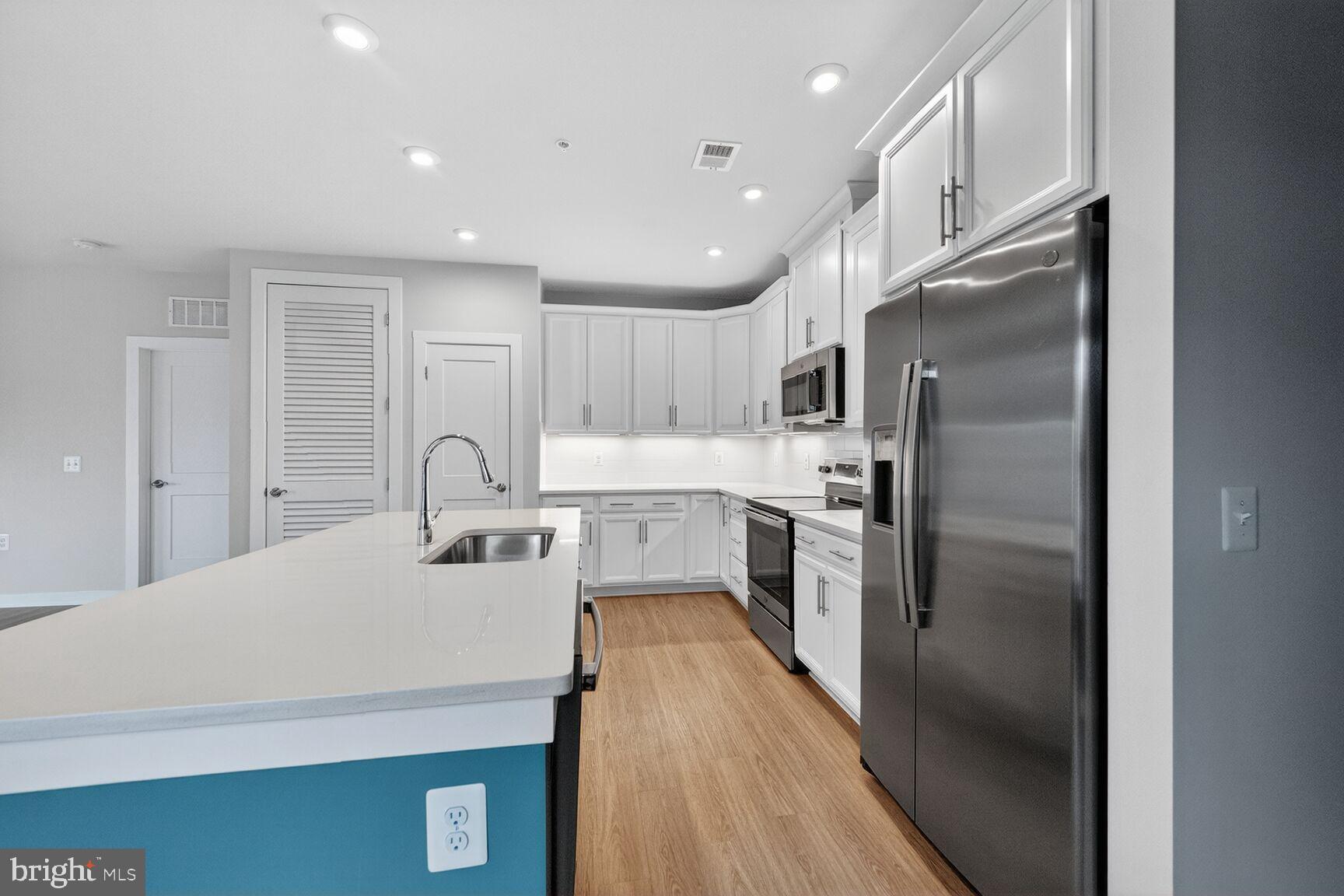 1669 BANDIT LOOP 301A