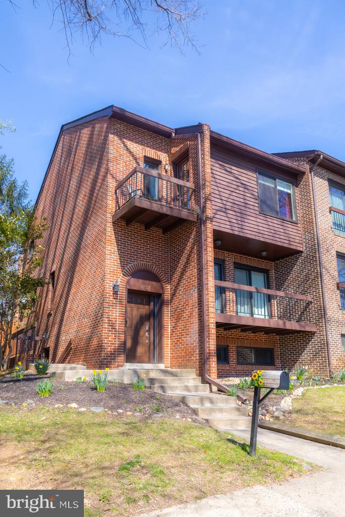 8737 SHERIDAN FARMS COURT