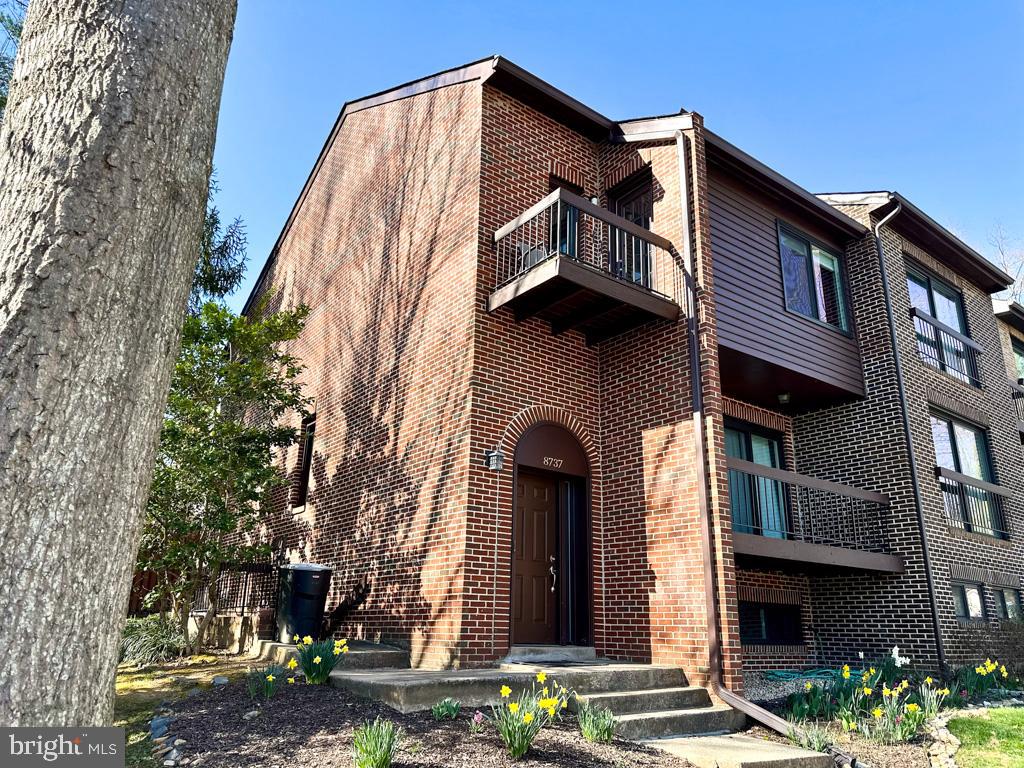 8737 SHERIDAN FARMS COURT