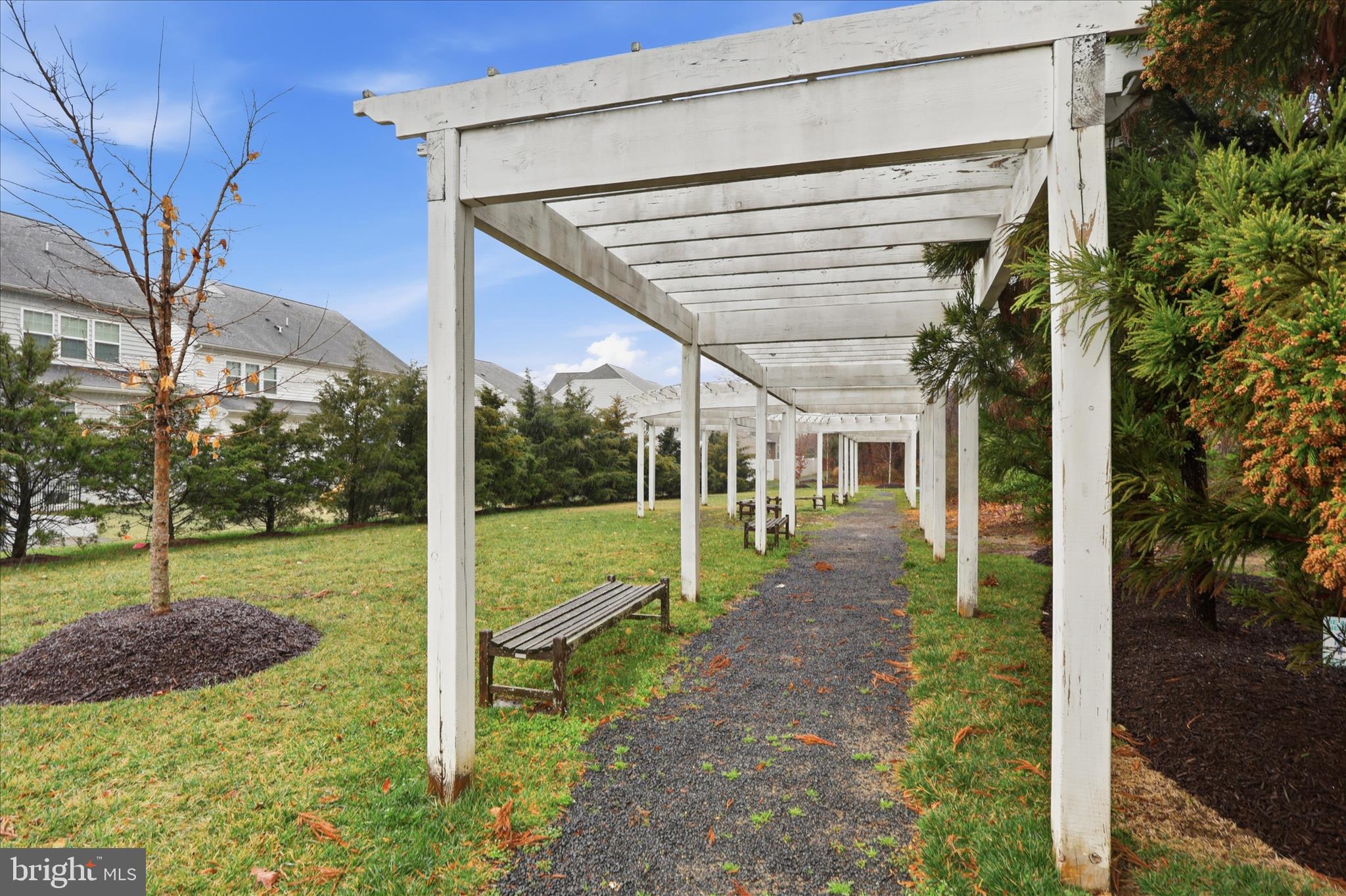 5575 JAMES YOUNG WAY