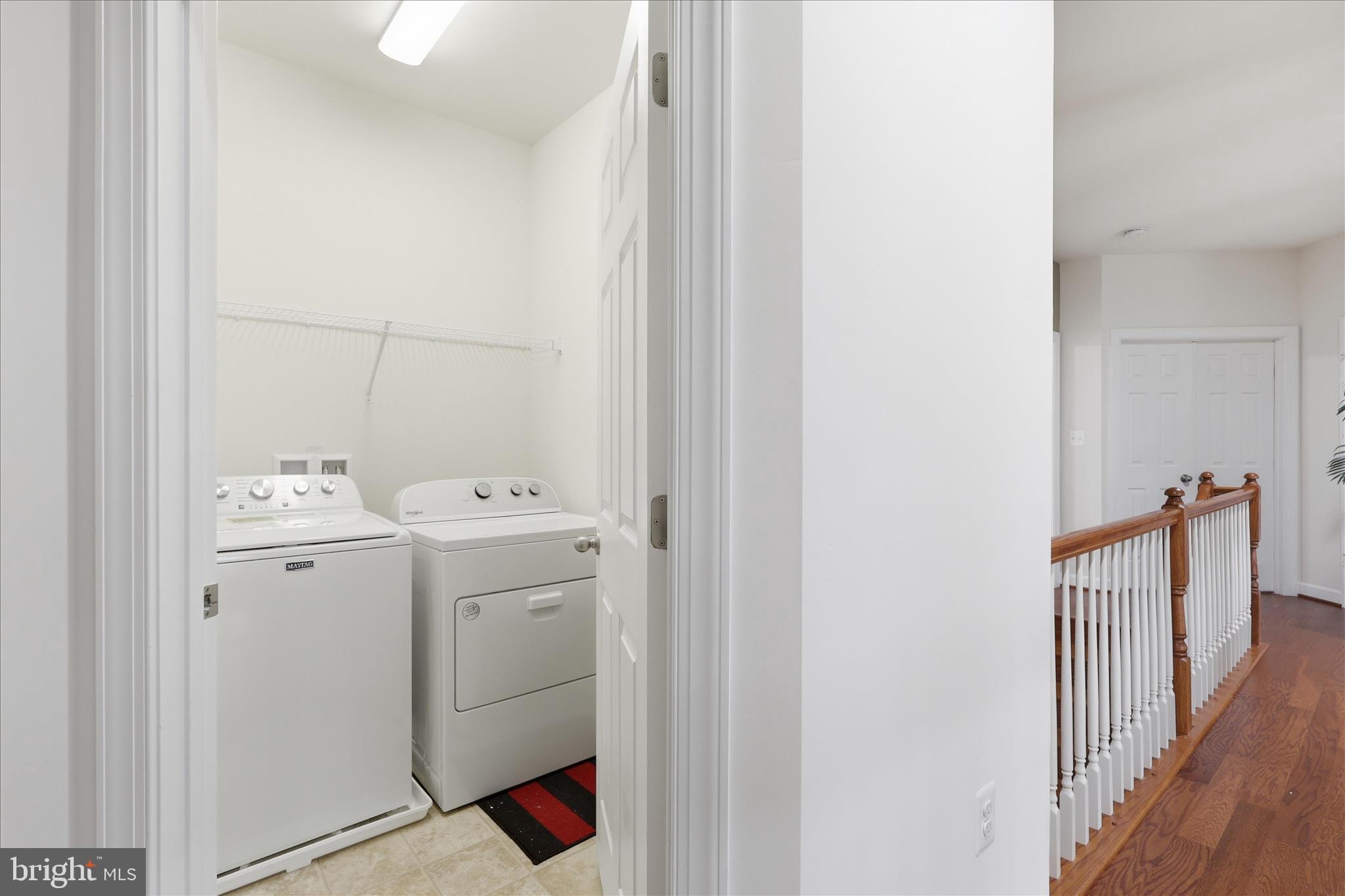 5575 JAMES YOUNG WAY