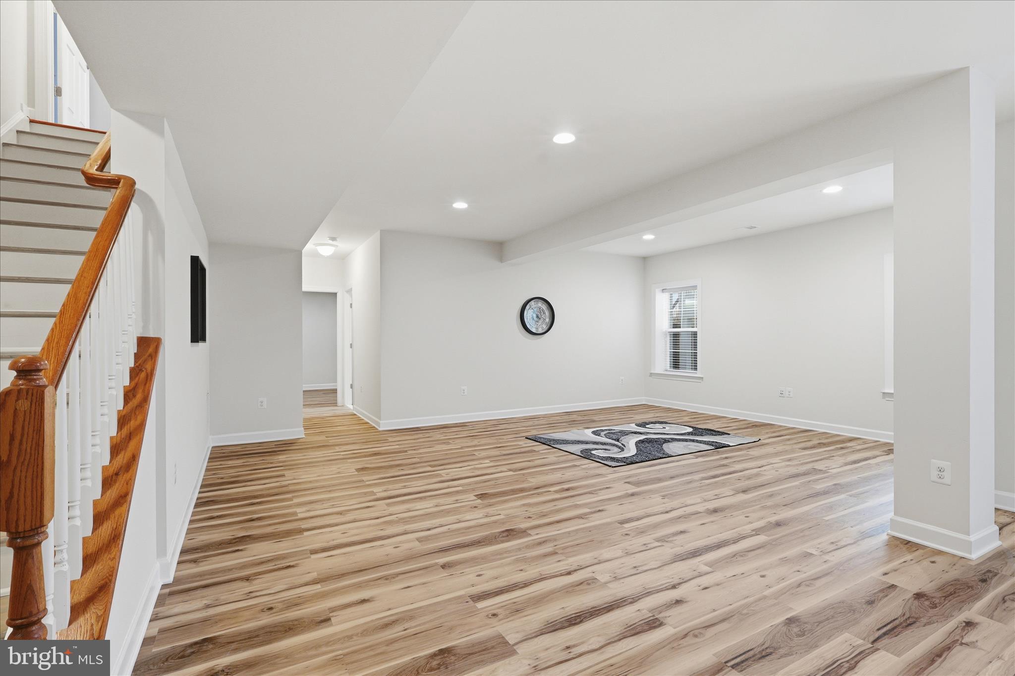 5575 JAMES YOUNG WAY