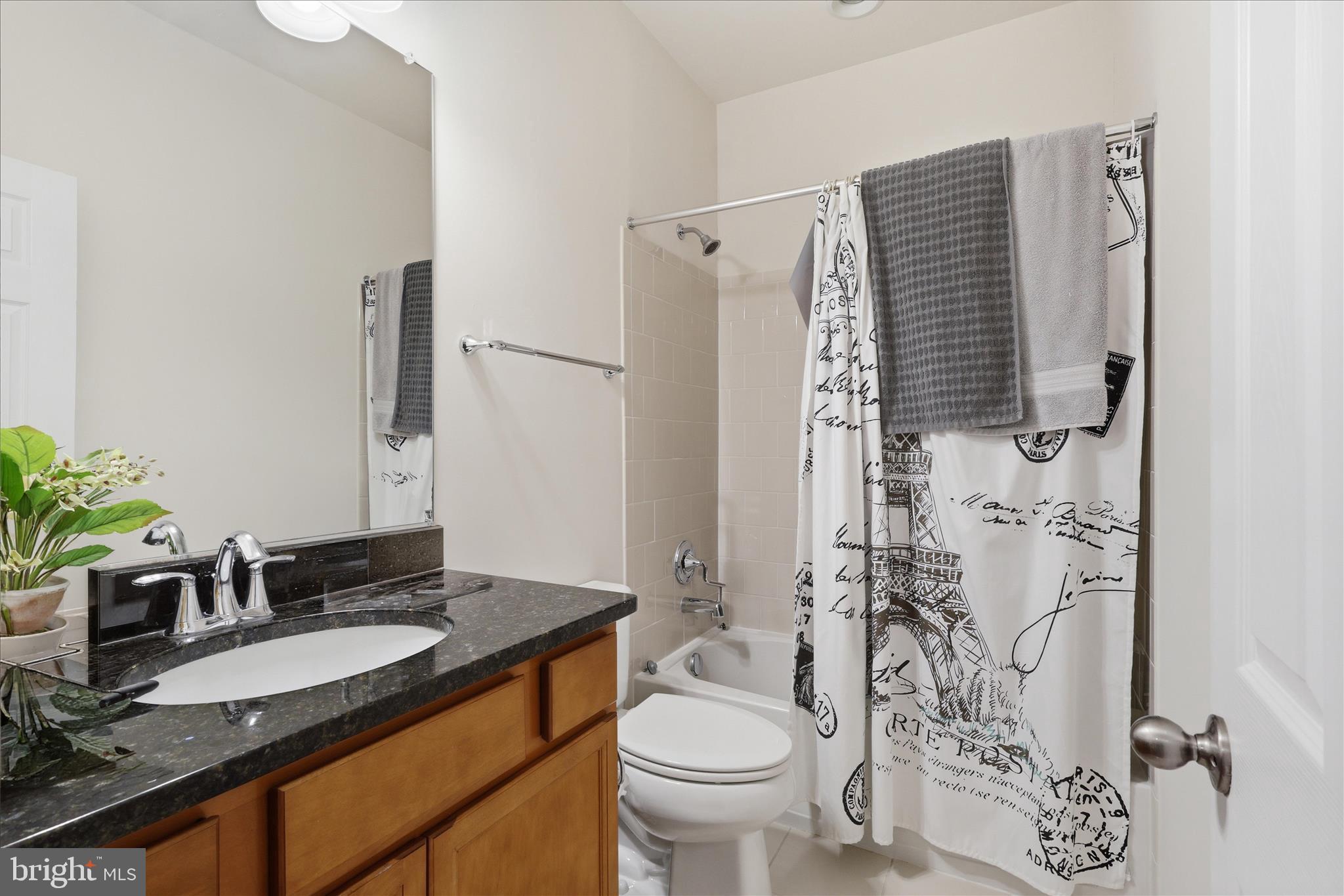 5575 JAMES YOUNG WAY