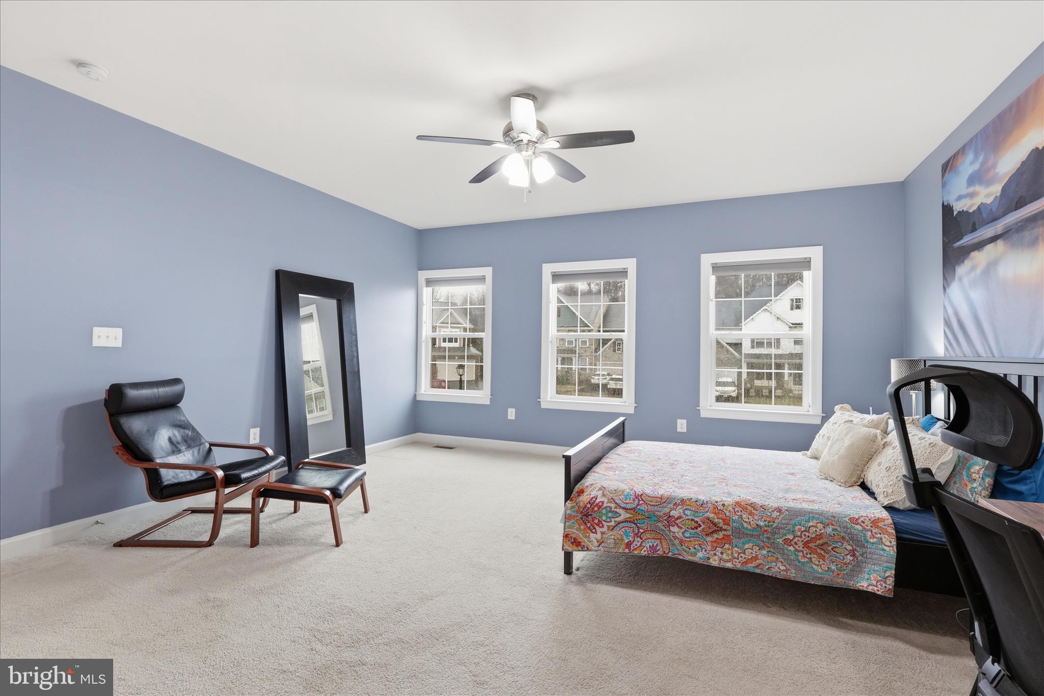 5575 JAMES YOUNG WAY