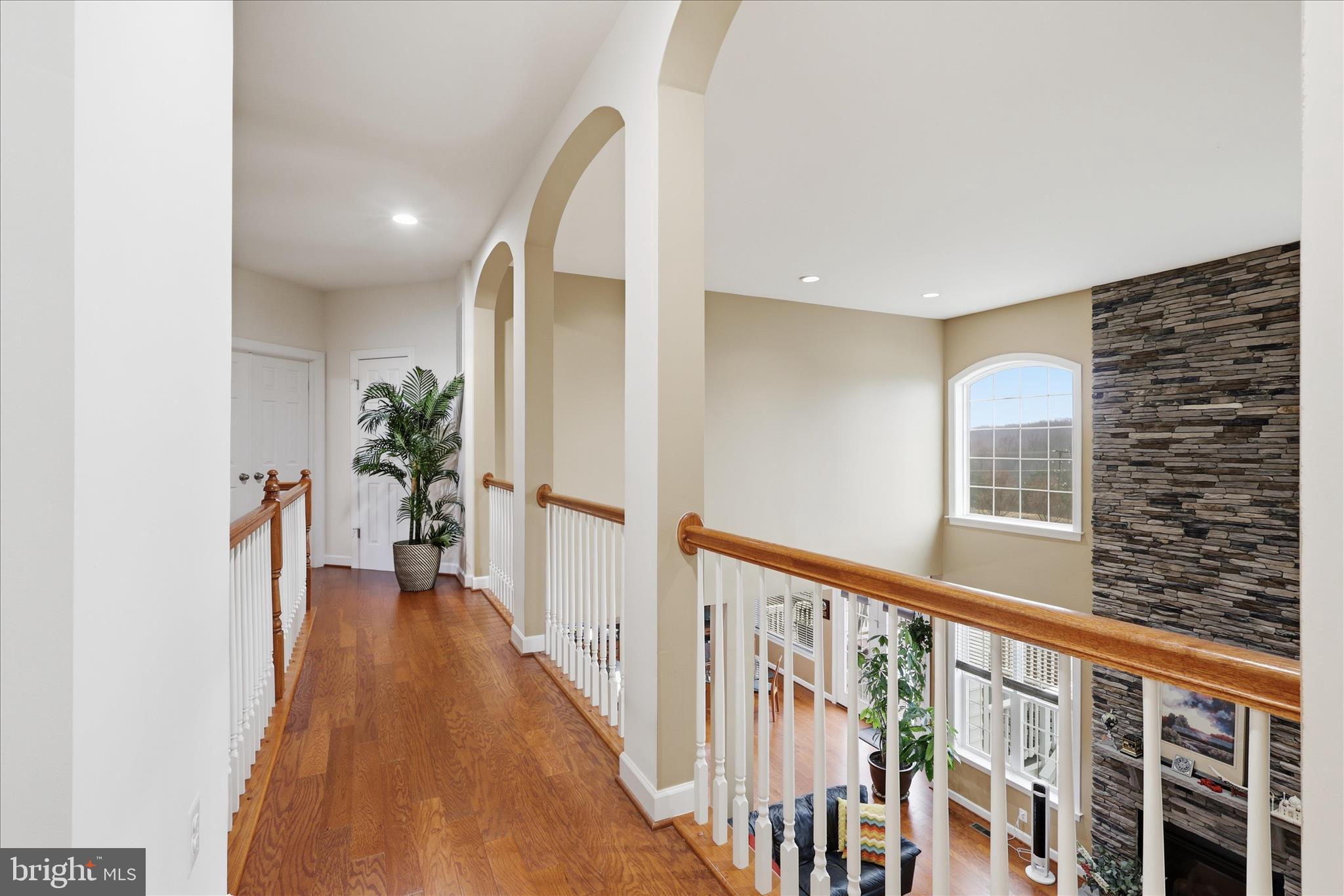 5575 JAMES YOUNG WAY