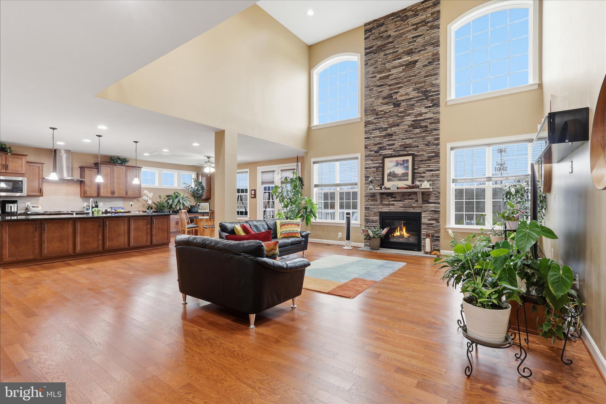 5575 JAMES YOUNG WAY