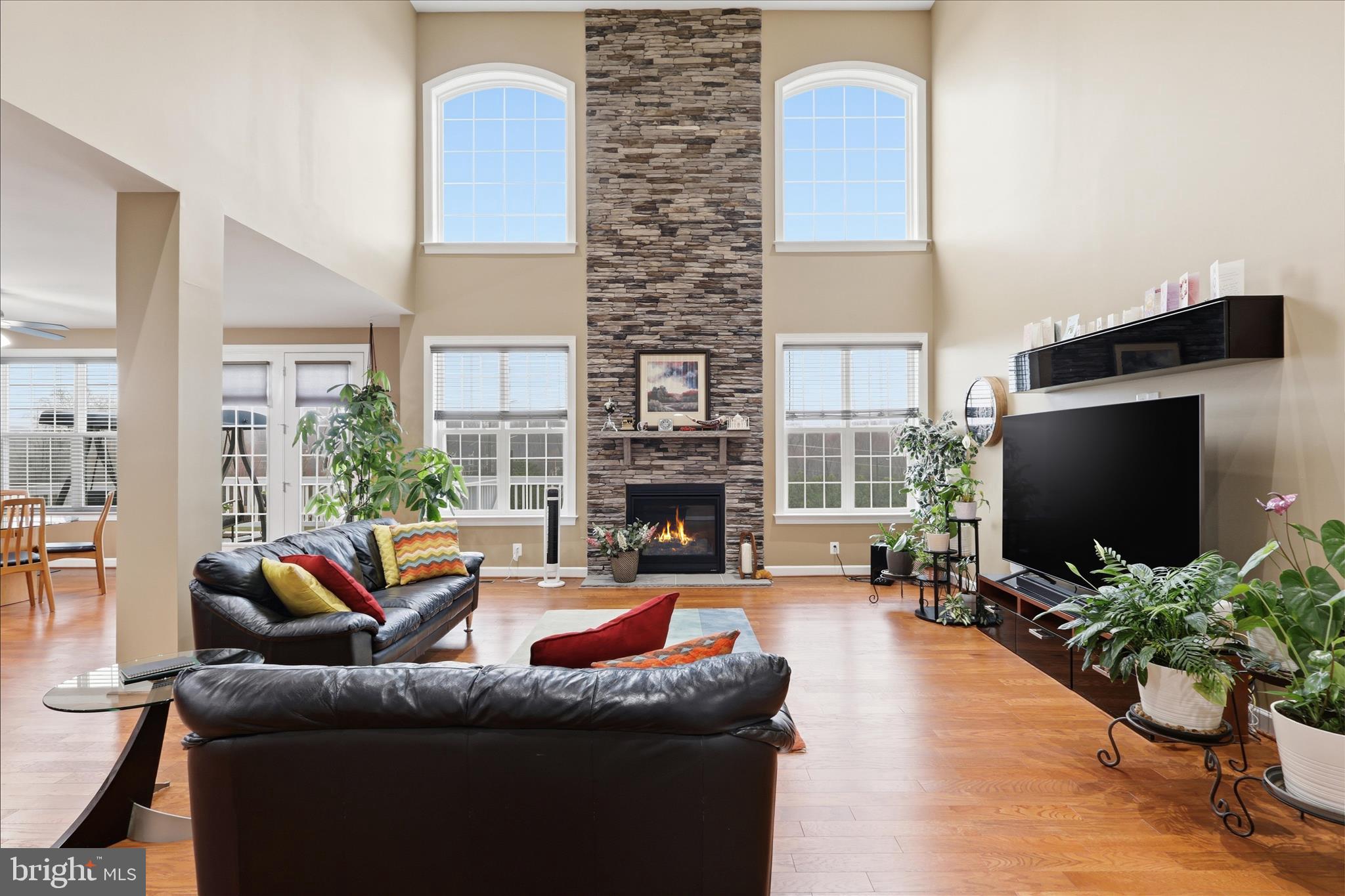 5575 JAMES YOUNG WAY