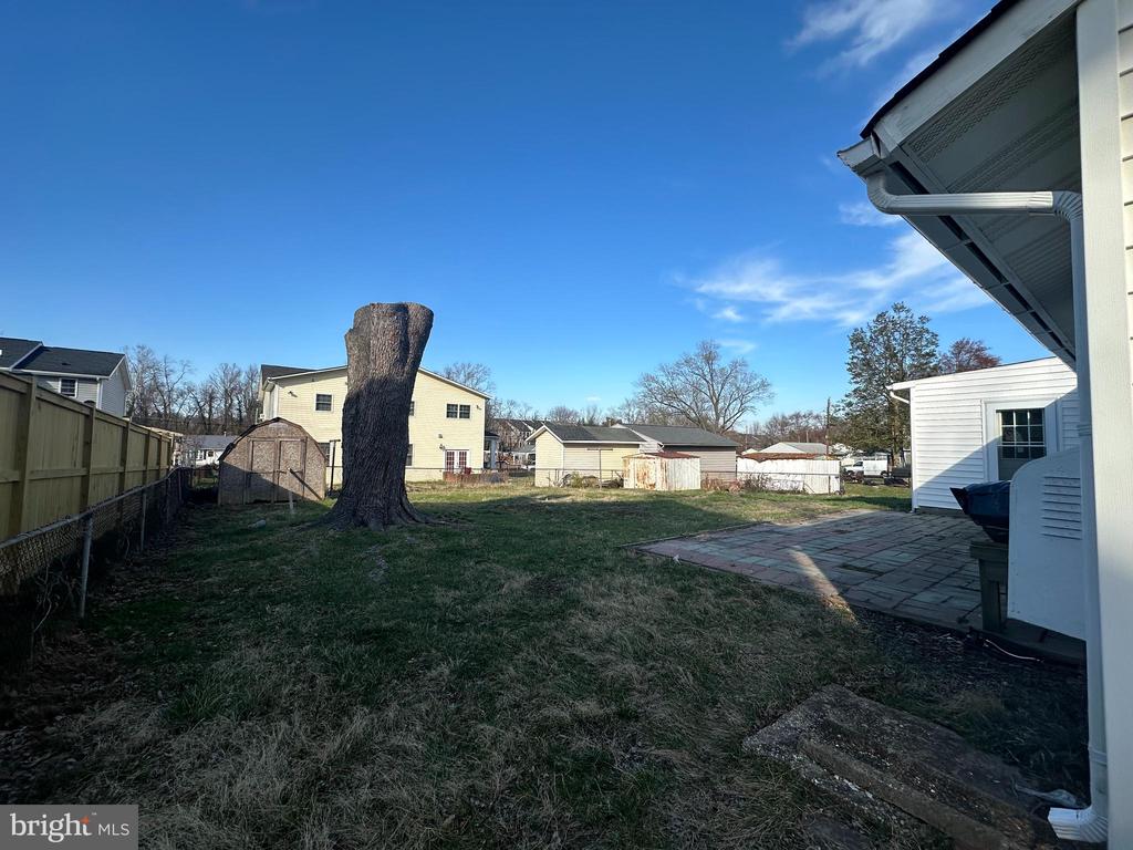 5530 HALWIS STREET