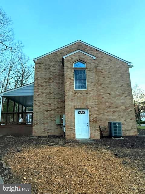 510 FAIRFAX LANE