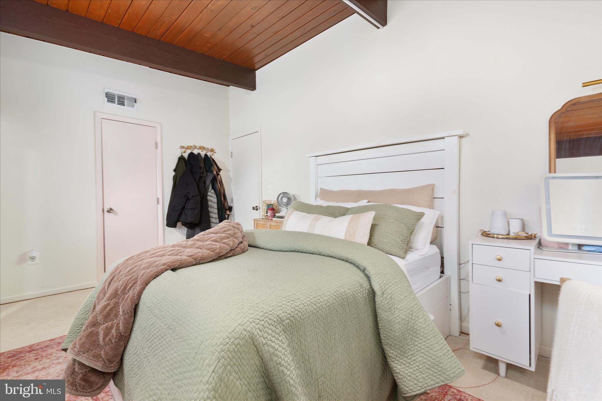 4901 AMERICANA DRIVE 202