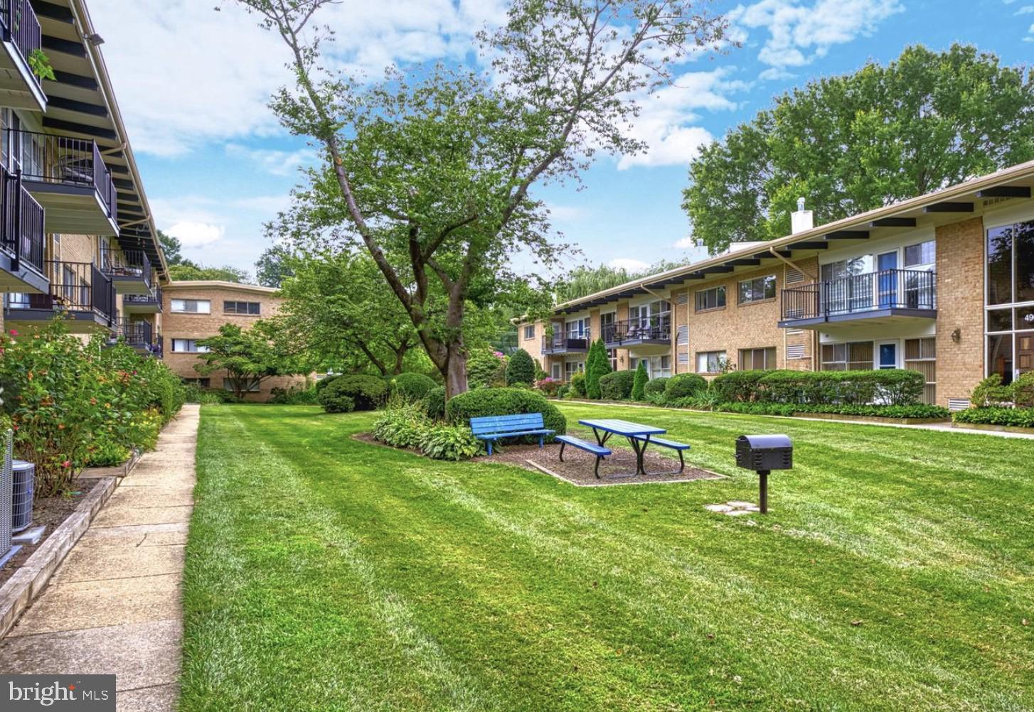 4901 AMERICANA DRIVE 202