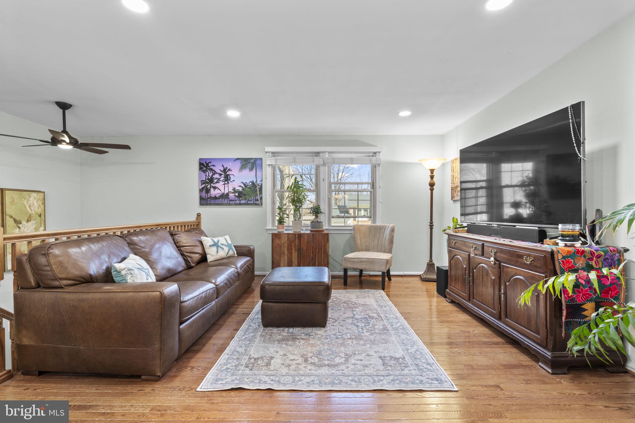 1530 POWELLS TAVERN PLACE