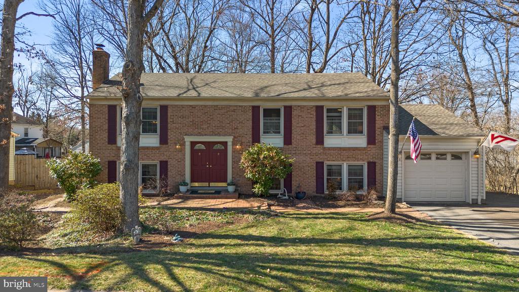 1530 POWELLS TAVERN PLACE