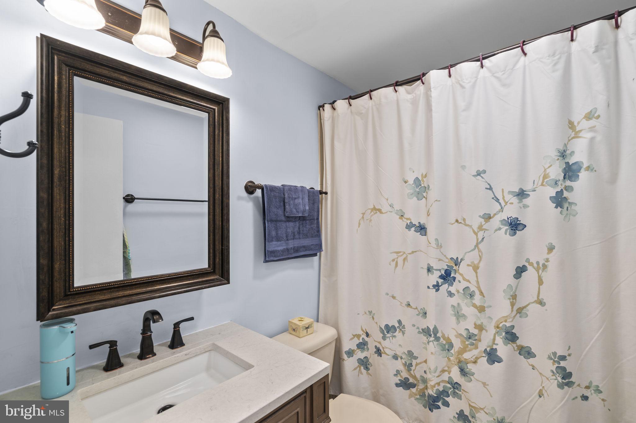 1530 POWELLS TAVERN PLACE