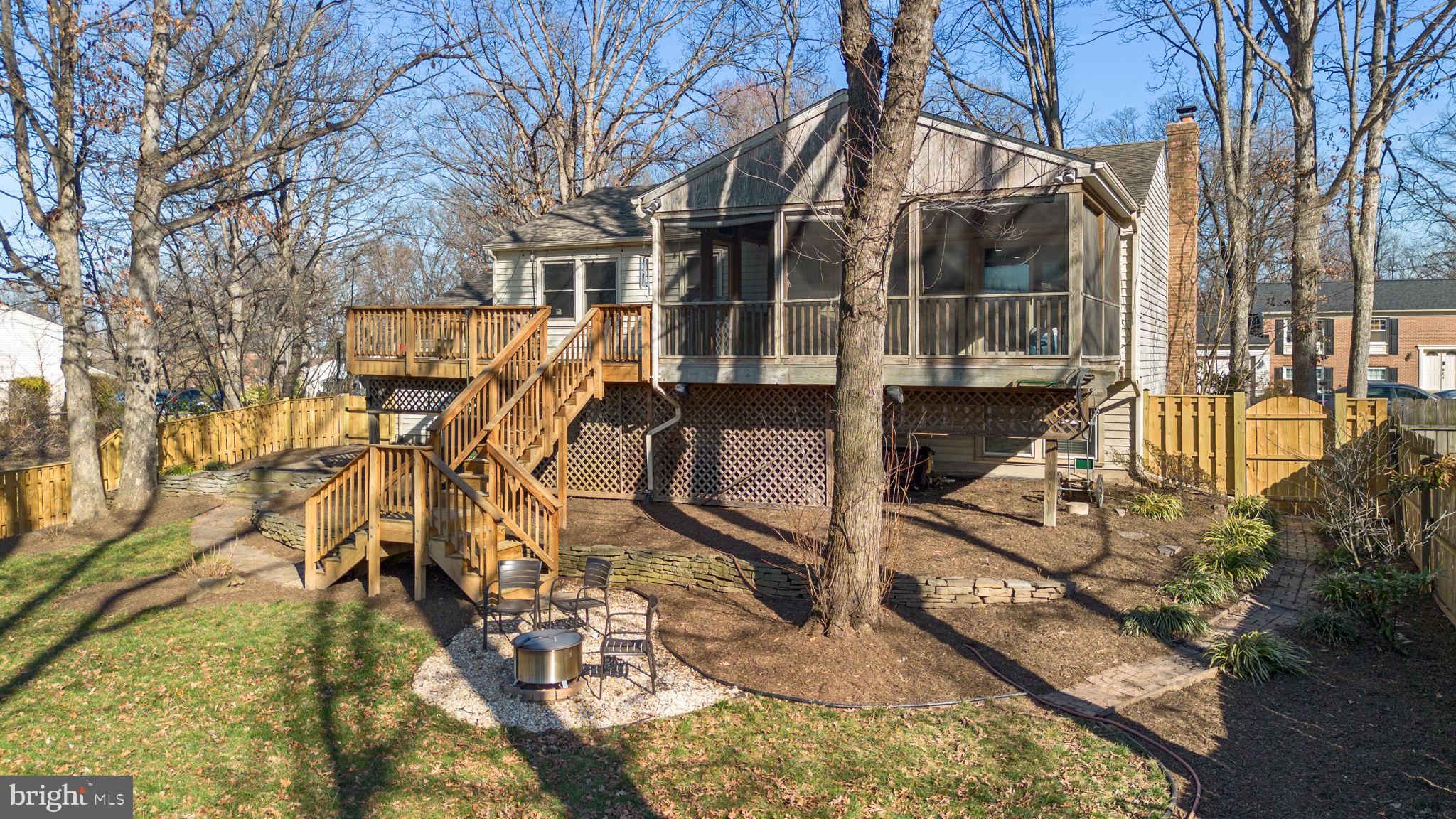 1530 POWELLS TAVERN PLACE