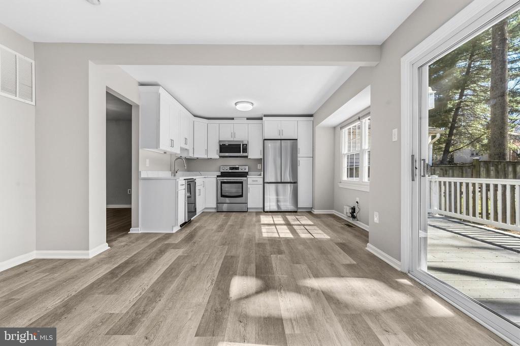 5907 WOOD SORRELS COURT