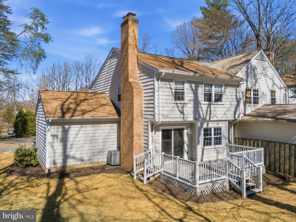 5907 WOOD SORRELS COURT