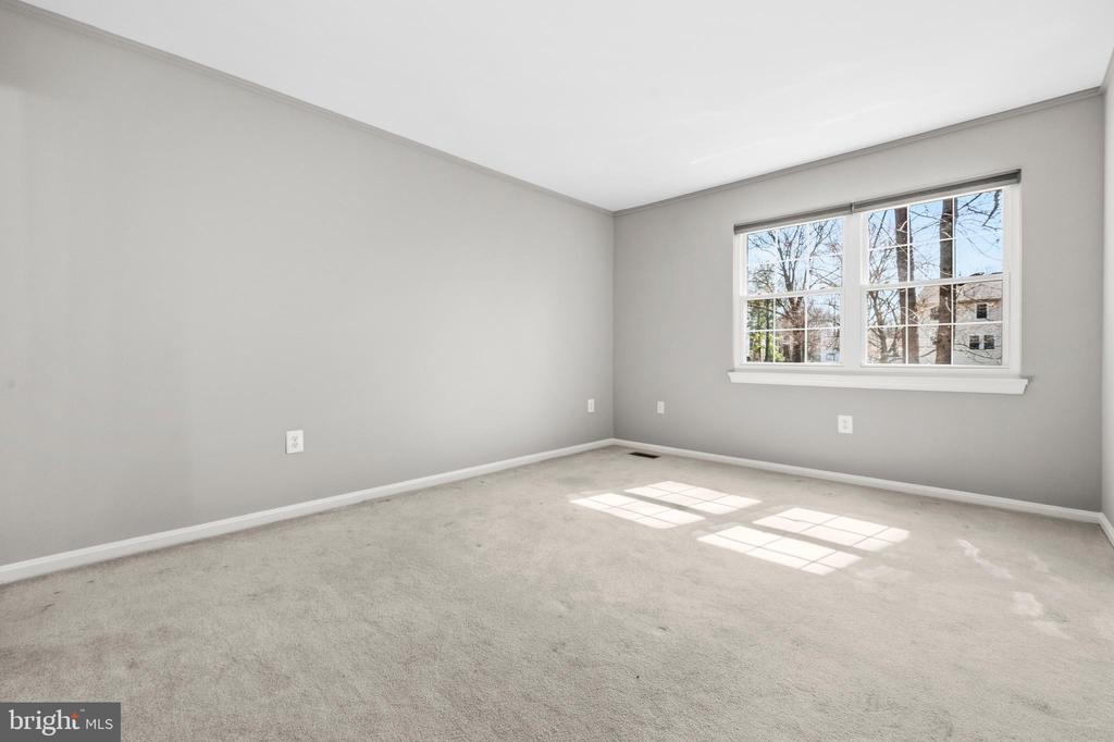 5907 WOOD SORRELS COURT