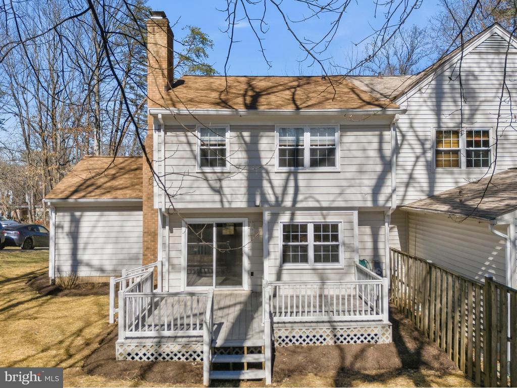 5907 WOOD SORRELS COURT