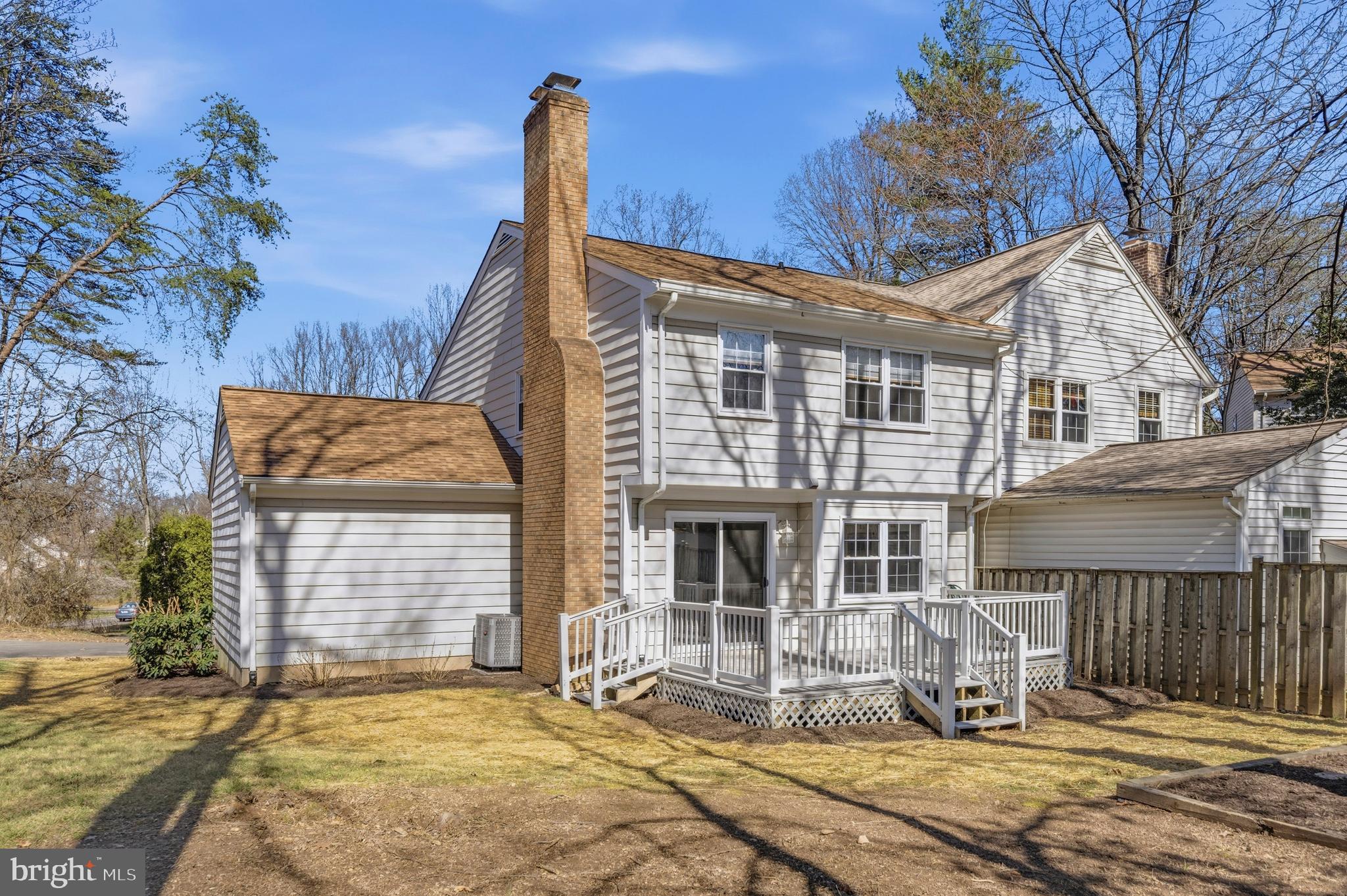 5907 WOOD SORRELS COURT