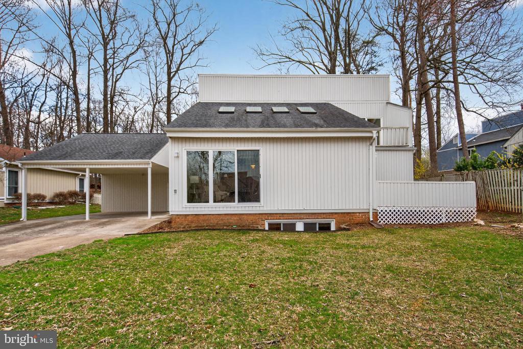 9329 RAINTREE ROAD