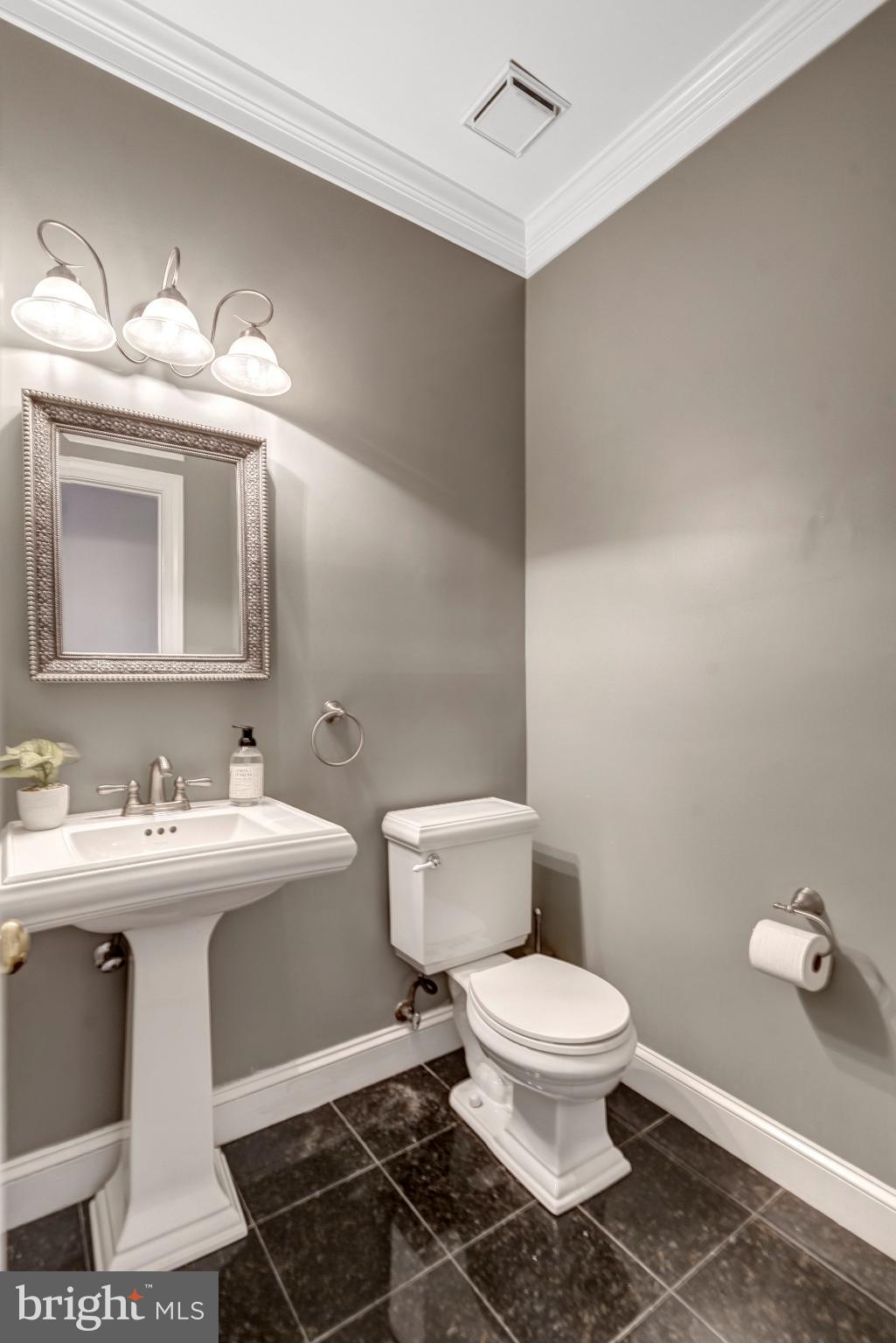 11181 LONGWOOD GROVE DRIVE