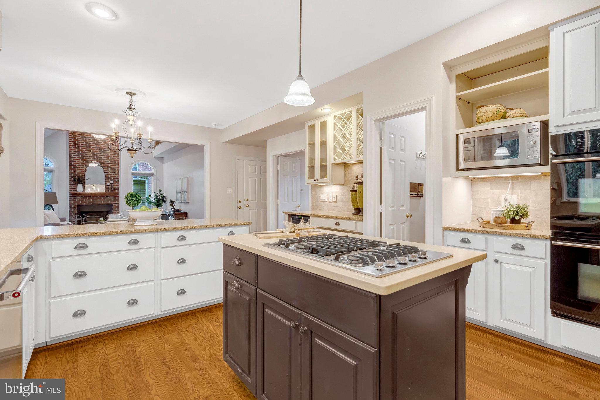 11181 LONGWOOD GROVE DRIVE