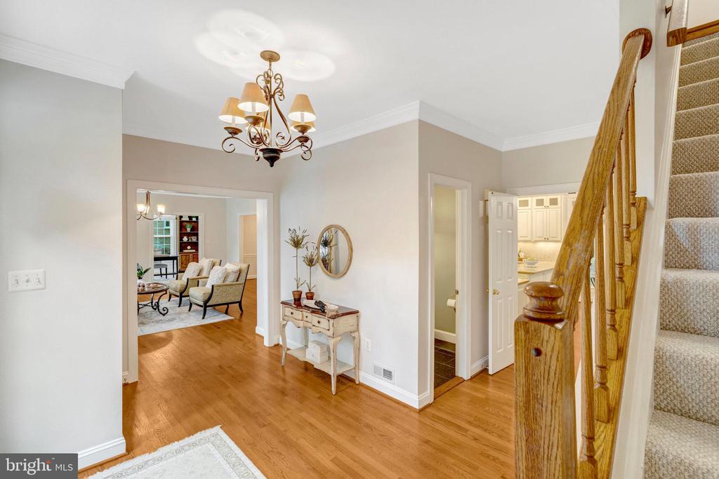 11181 LONGWOOD GROVE DRIVE