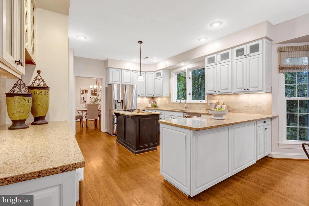 11181 LONGWOOD GROVE DRIVE
