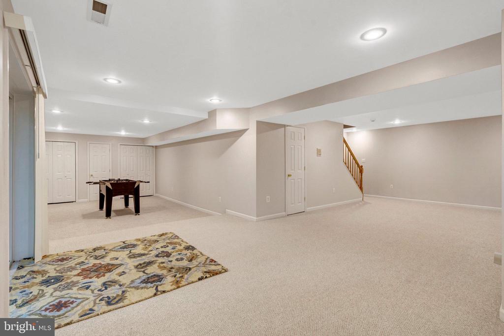 11181 LONGWOOD GROVE DRIVE