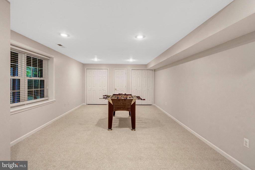 11181 LONGWOOD GROVE DRIVE